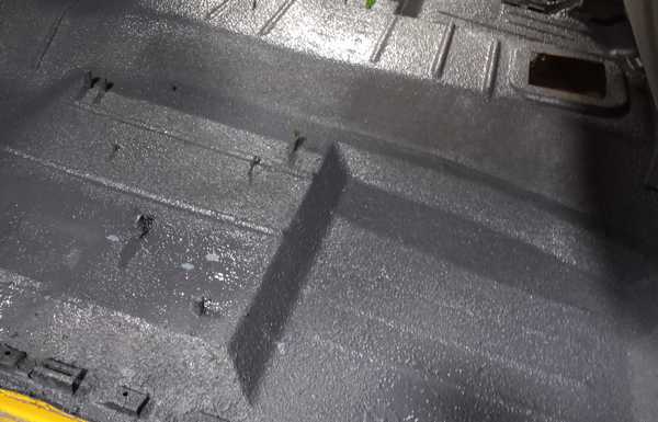 Lizard skin sound control 