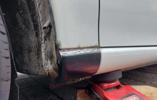 August 2025 - rust got back at me, left front fender this time. Just welded the replacement in and painted it over