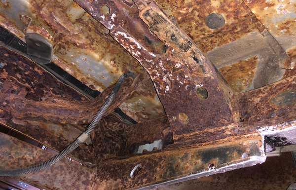 A lot of time spent de-scaling, and then sealing with Rust Bullet. A lot of time spent de-scaling, and then sealing with Rust Bullet.
