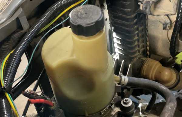 Volvo power steering pump 