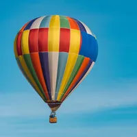 The balloon is now as close as possible to the center of the thumbnail.