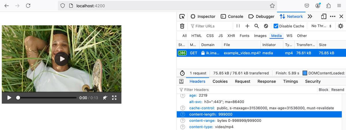Video player with playing optimised video at 400x300 resolution