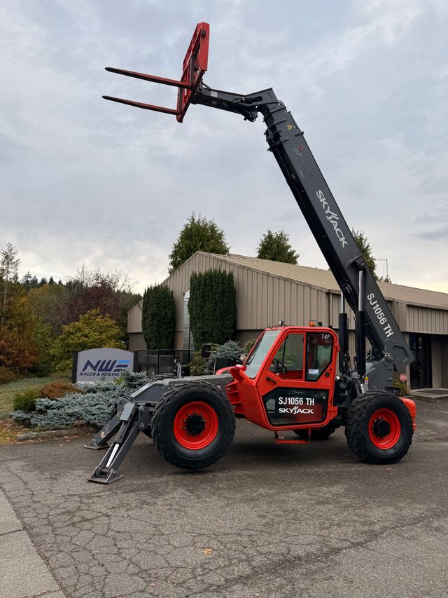 2017 Skyjack SJ1056 for sale
