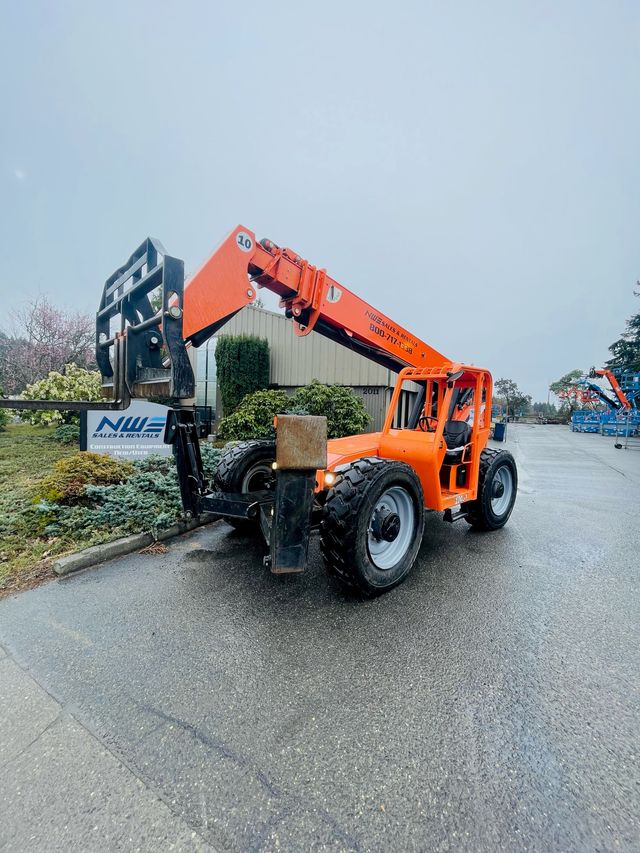 2014 SkyTrak 10054 for sale