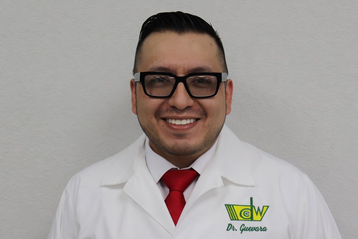 Dr. Gustavo J. Guevara