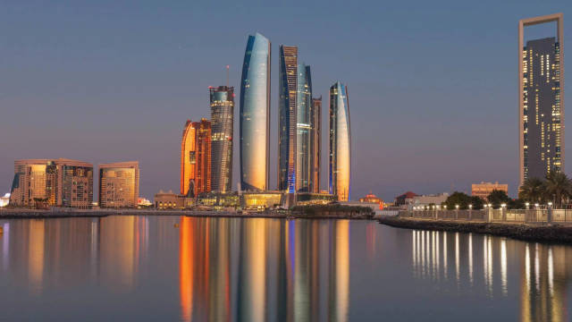 Dubai Marina Skyline