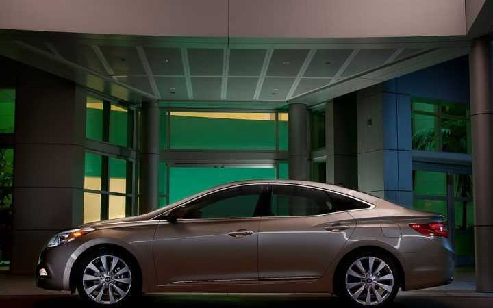 2012 Hyundai Azera Car Review
