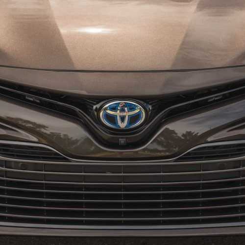 2018 Toyota Camry Hybrid (Photo 41 of 41)