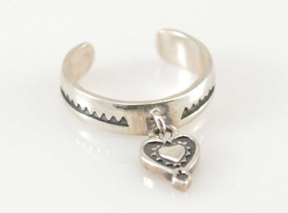 Featured Photo of Non Adjustable Sterling Silver Toe Rings