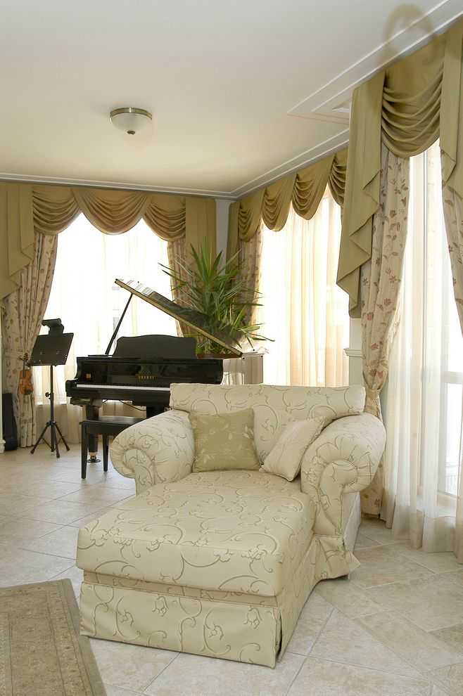 Bedroom Lounge Chairs Decoration Ideas for Bedroom (9 of 22 Photos)