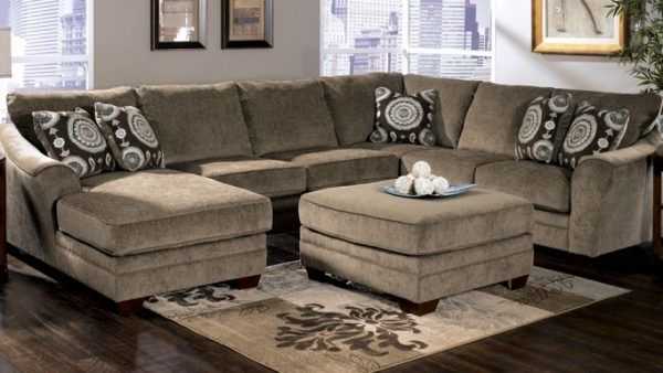 Featured Image of Raleigh Sectional Sofas