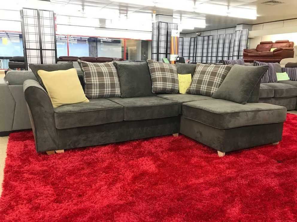 Featured Image of Charcoal Grey Sofas