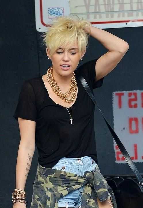 Miley Cyrus Short Haircut 2013 – Hairstyles Weekly Throughout Miley Cyrus Short Haircuts (Gallery 19 of 20)