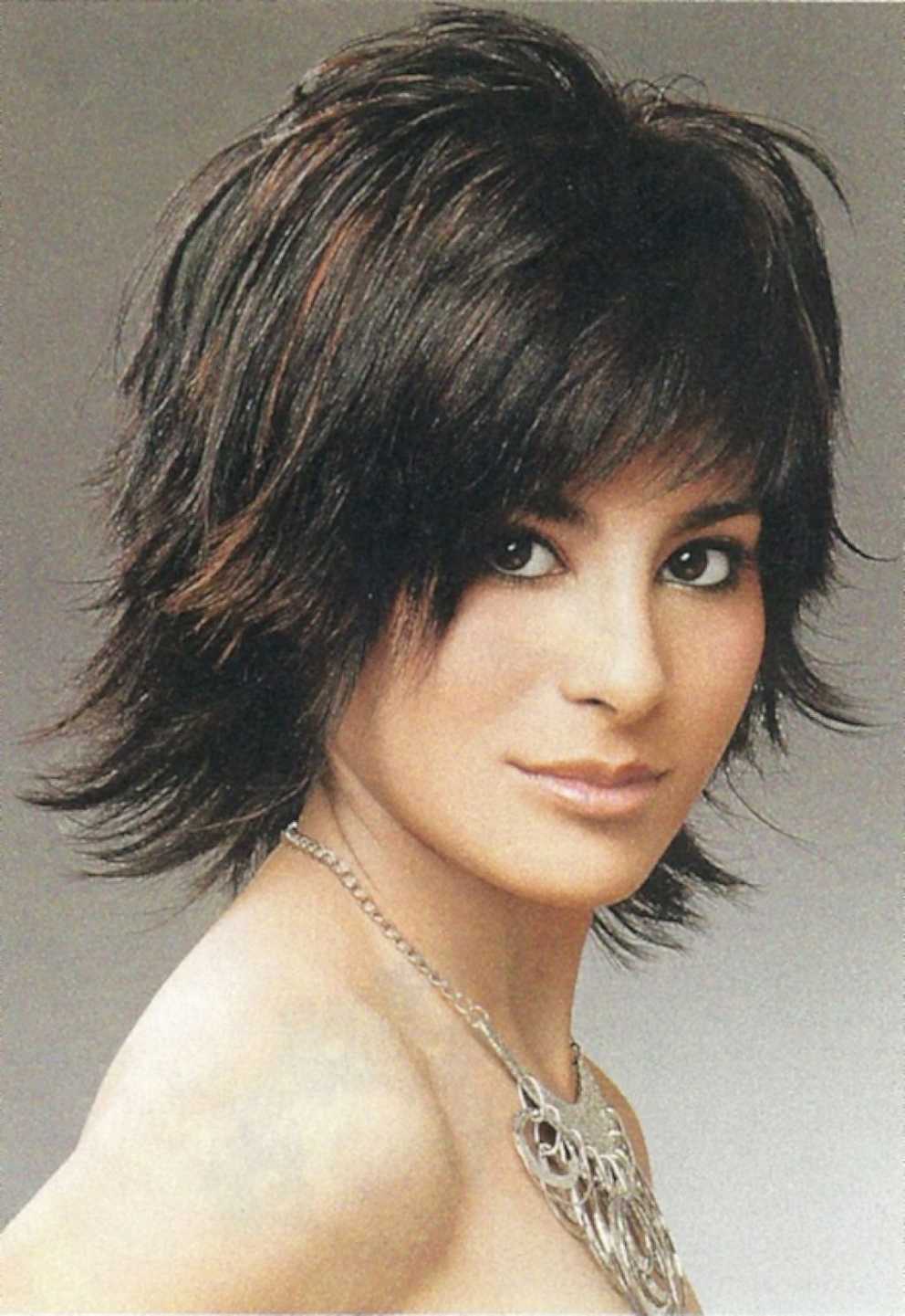 Featured Photo of Short To Medium Length Shaggy Hairstyles