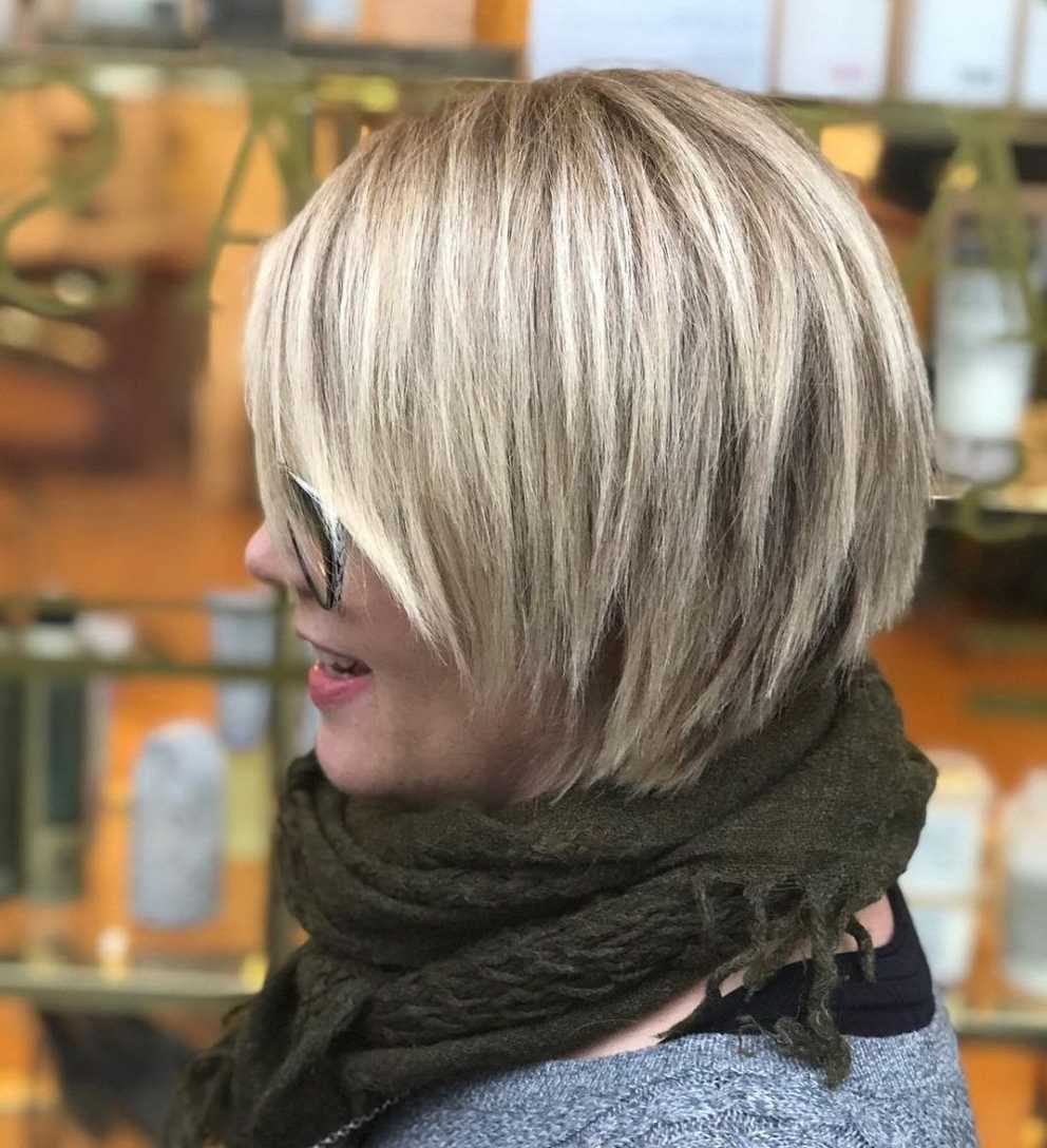 45 Chic Choppy Bob Hairstyles For 2018 Intended For Well Known Shaggy Chin Length Blonde Bob Hairstyles (Gallery 11 of 20)