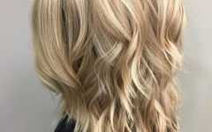 Shoulder-length Hairstyles with Long Swoopy Layers