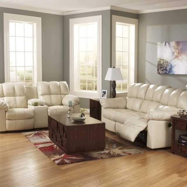 Cream Colored Sofas
