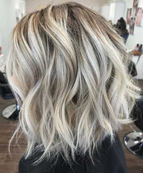 Featured Photo of Messy, Wavy & Icy Blonde Bob Hairstyles