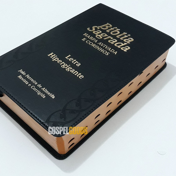 Biblia Letra Hipergigante Luxo Preta com Harpa 14x21cm