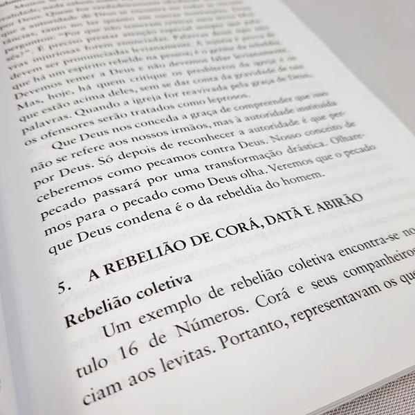 Foto Autoridade Espiritual - Watchman Nee