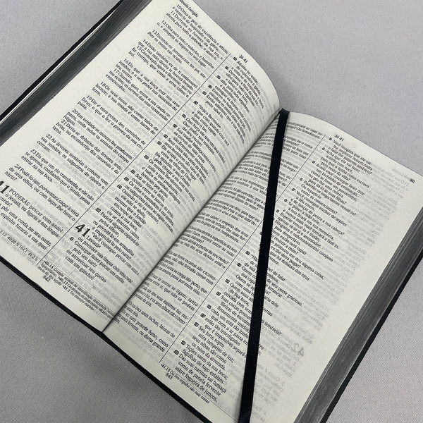 Foto Bíblia Comparativa (ARC e NVI na mesma Bíblia) | Fresh