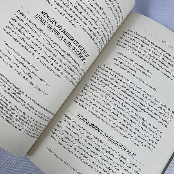 Foto A Bíblia com e sem Jesus - Amy-Jill Levine e Marc Zvi Bettler