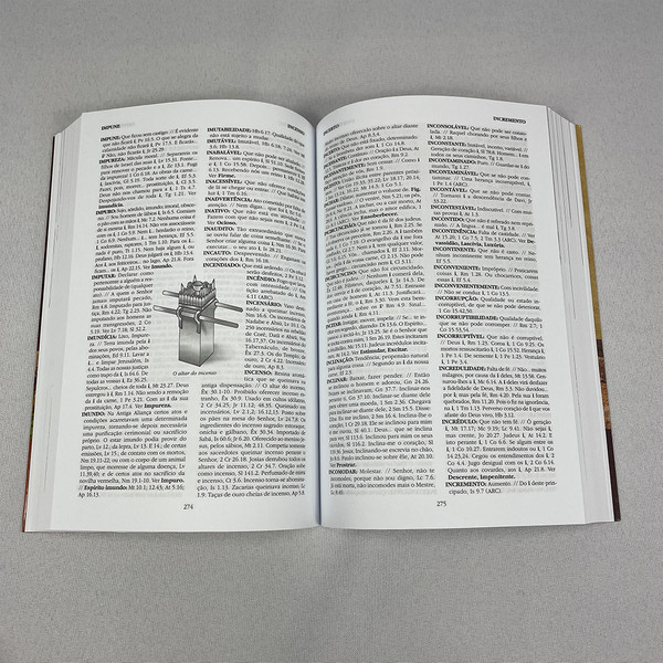 Foto Pequena Enciclopédia Bíblica - Orlando Boyer