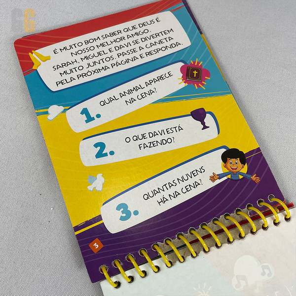 Foto Livro para colorir usando caneta com água - 3 Palavrinhas - Deus é nosso amigo