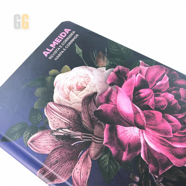 Foto Bíblia Sagrada Slim com Harpa e Corinhos - ARC | Arranjo Floral