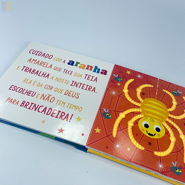 Foto Livro Infantil - Cuidado Com Os Animais Coloridos de Deus!