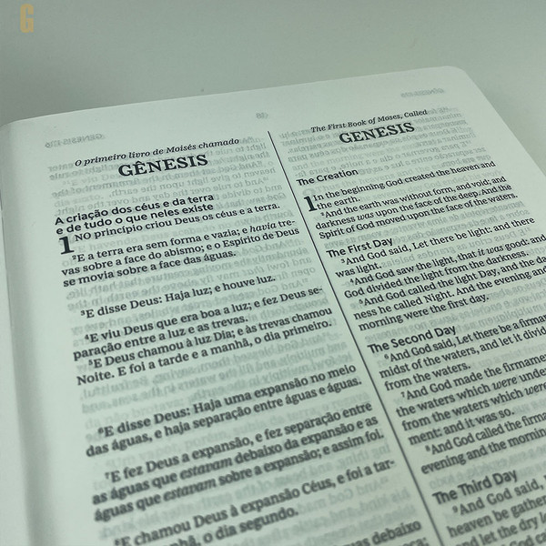 Foto Bíblia Bilíngue ACF - KJV | Capa Luxo Marrom