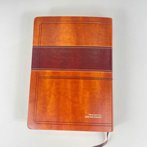 Foto Bíblia Thompson com Índice - Letra Grande AEC | Capa Luxo - Marrom