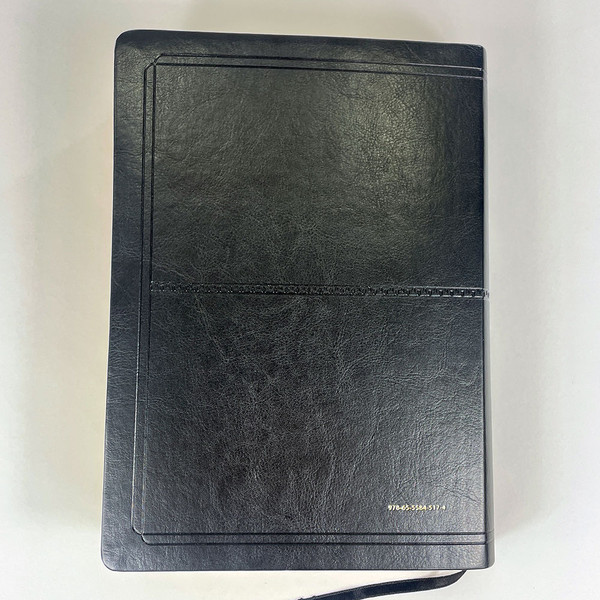 Foto Bíblia Thompson com Índice - Letra Grande AEC | Capa Luxo - Preta