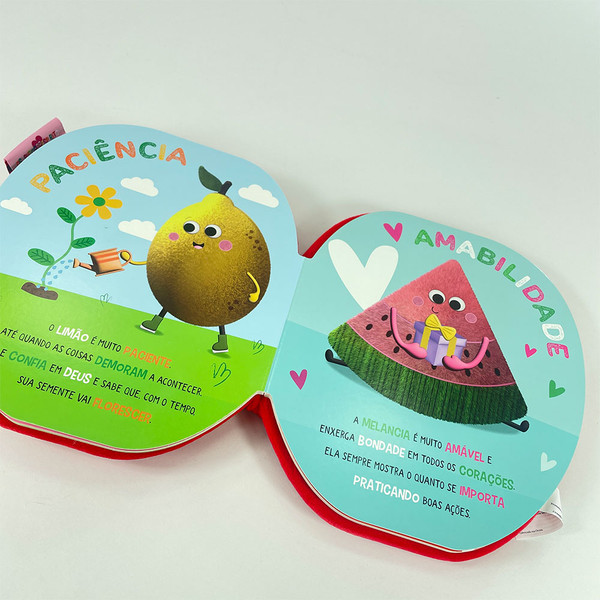 Foto Livro de Pelúcia Infantil - Os Frutos do Espírito