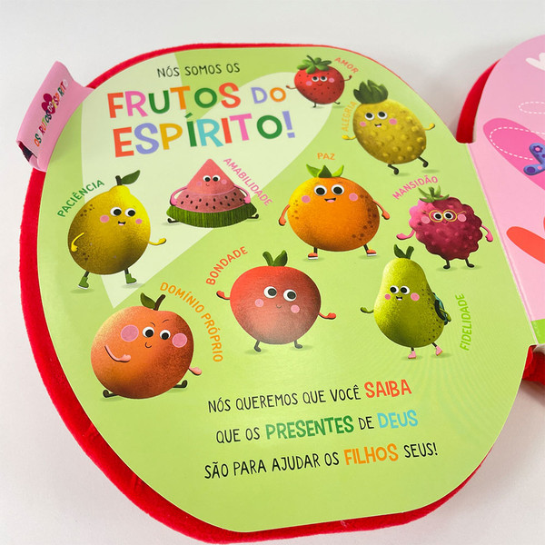 Foto Livro de Pelúcia Infantil - Os Frutos do Espírito