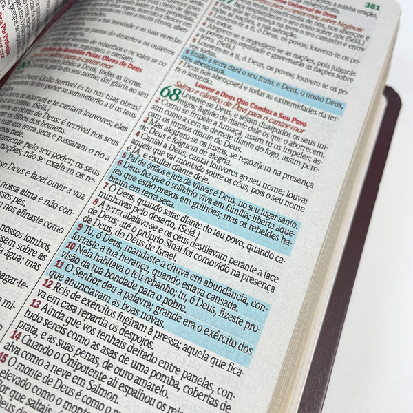 Foto Bíblia Letra Gigante ARC | Textos Coloridos com Harpa | Arabesco Café e Cinza