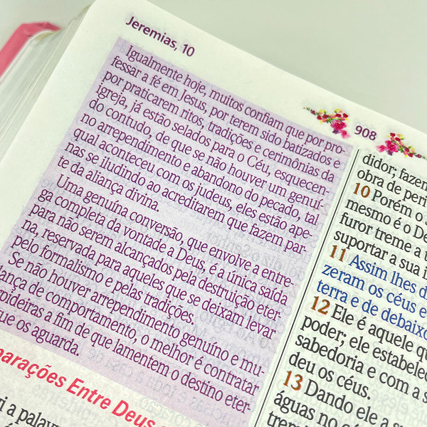 Foto Bíblia de Estudo da Mulher Sábia | Textos Coloridos Com Harpa | Tulipa Vermelha