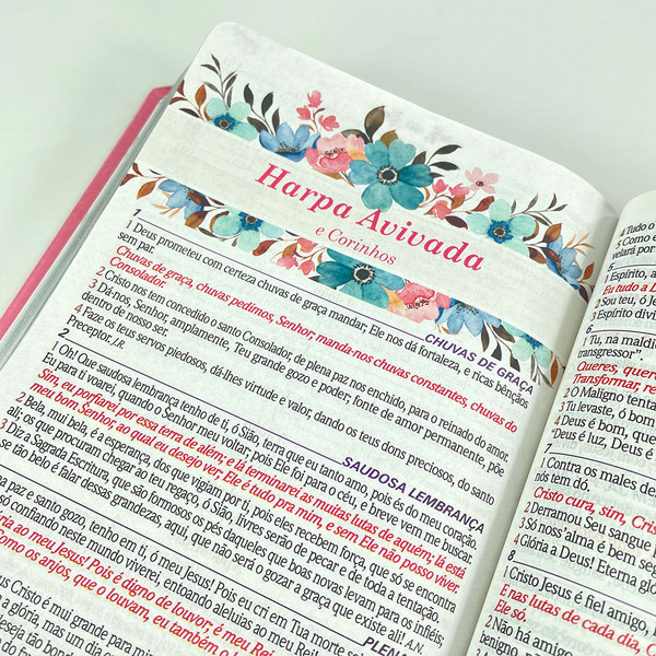 Foto Bíblia de Estudo da Mulher Sábia | Textos Coloridos Com Harpa | Tulipa Vermelha