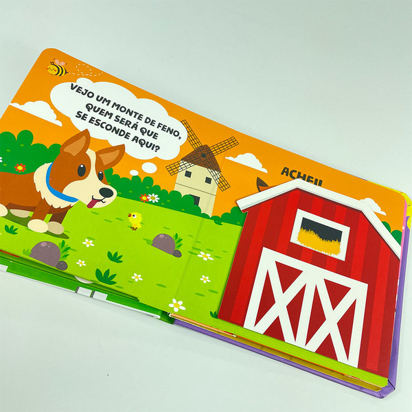 Foto Livro Infantil Esconde - Esconde na Fazenda