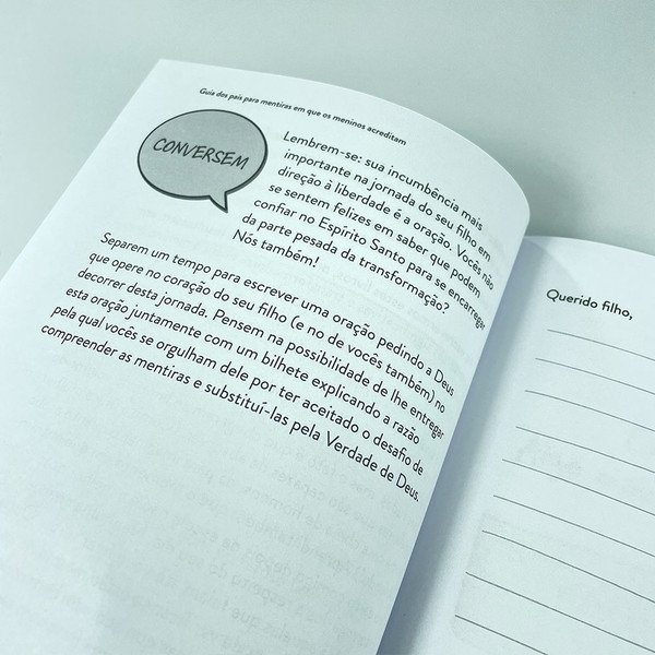 Foto Guia dos Pais para Mentiras em que os Meninos Acreditam e a Épica Busca pela Verdade