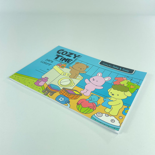 Foto Cozy Time - Coleção Cute & Cozy - Livro para colorir