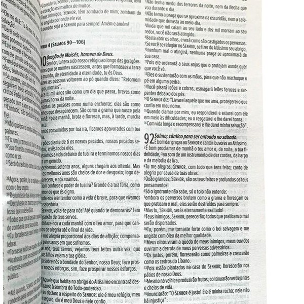 Foto Bíblia Sagrada NVT - Letra Média - Capa Luxo Cruz Marrom