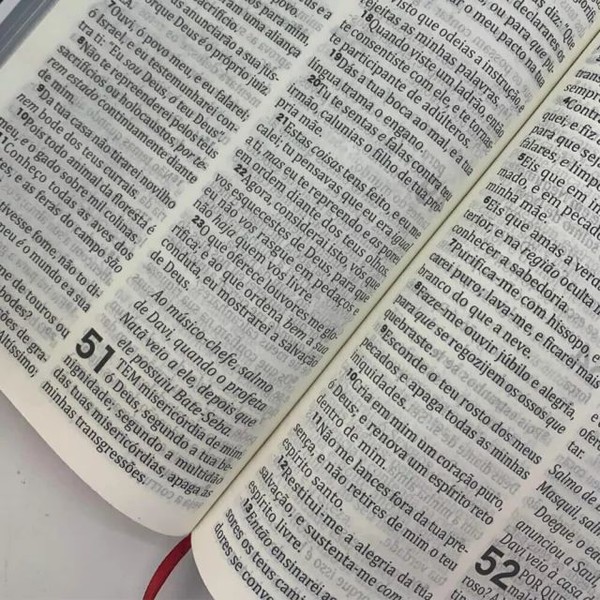 Foto Bíblia Sagrada Versão King James - Letra Extragrande - Capa Dura Modelo: Verdade