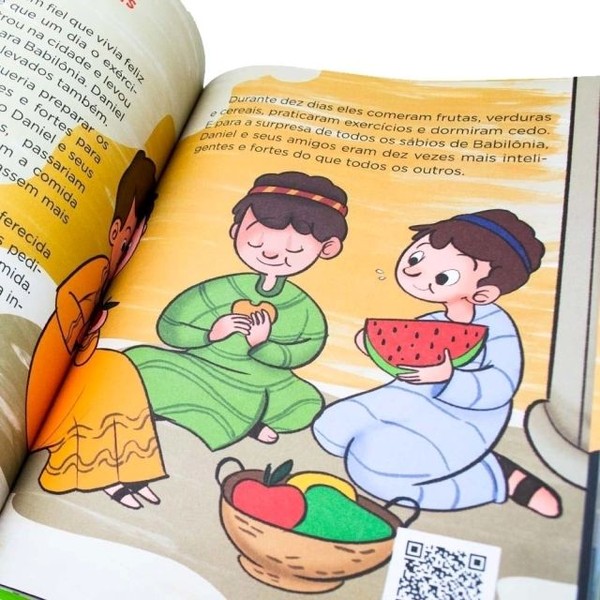 Foto Bíblia Infantil Interativa - Geovana Muniz