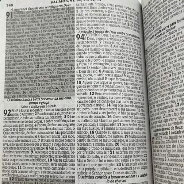 Foto Bíblia Para Evangelização Pequena - RC Edição de Promessas