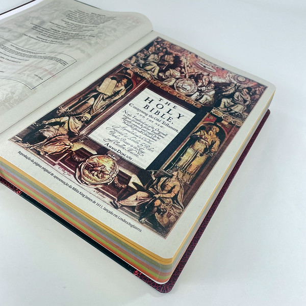 Foto Bíblia de Estudo King James Atualizada | Hipergigante | Full Collor | Capa Dura