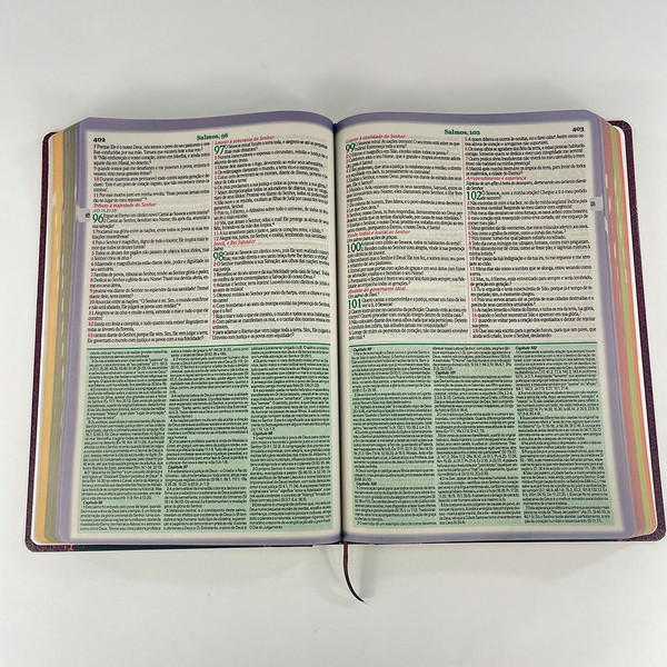 Foto Bíblia de Estudo King James Atualizada | Hipergigante | Full Collor | Capa Dura