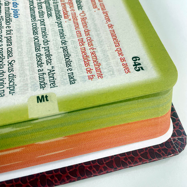 Foto Bíblia de Estudo King James Atualizada | Hipergigante | Full Collor | Capa Dura