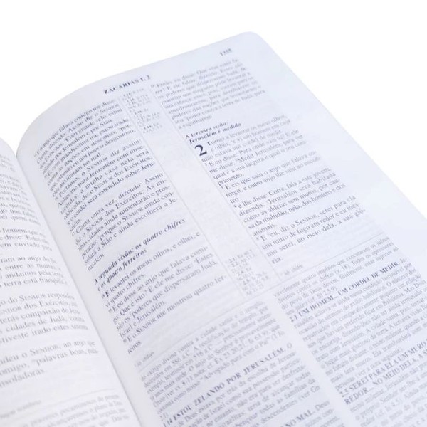 Foto Bíblia de Estudo Pentecostal | Média com Harpa Cristã | Capa Luxo Vinho