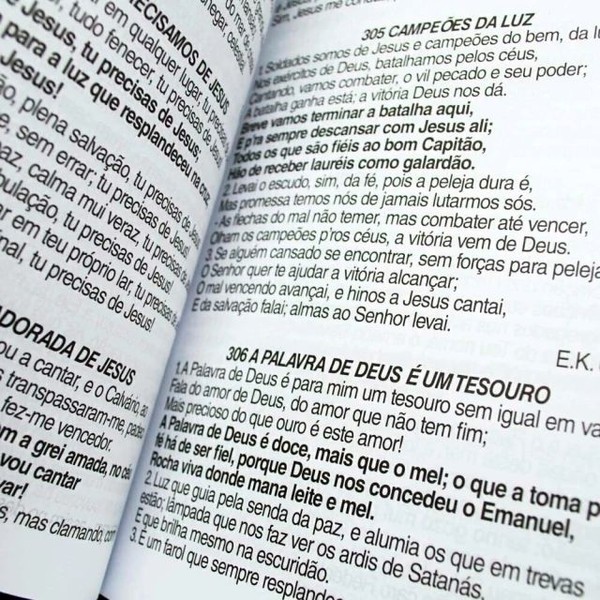 Foto Harpa Cristã | Letra Gigante Capa Almofadada Marrom Com Letra Dourada